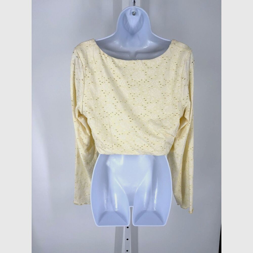 Offline by aerie Cream Eyelet Lace Crop Top - Picture 3 of 7